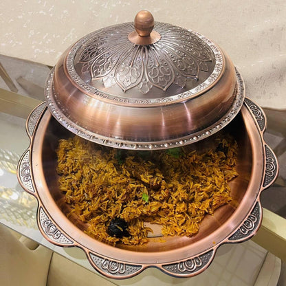 طبق تقديم نحاسي على الطراز العثماني